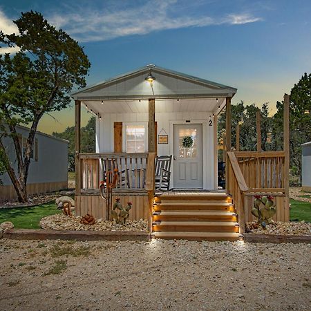 Lucky Star Ranch - Stargazer Tarpley Exterior foto
